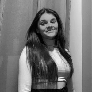 Meet your Posher, Valérie